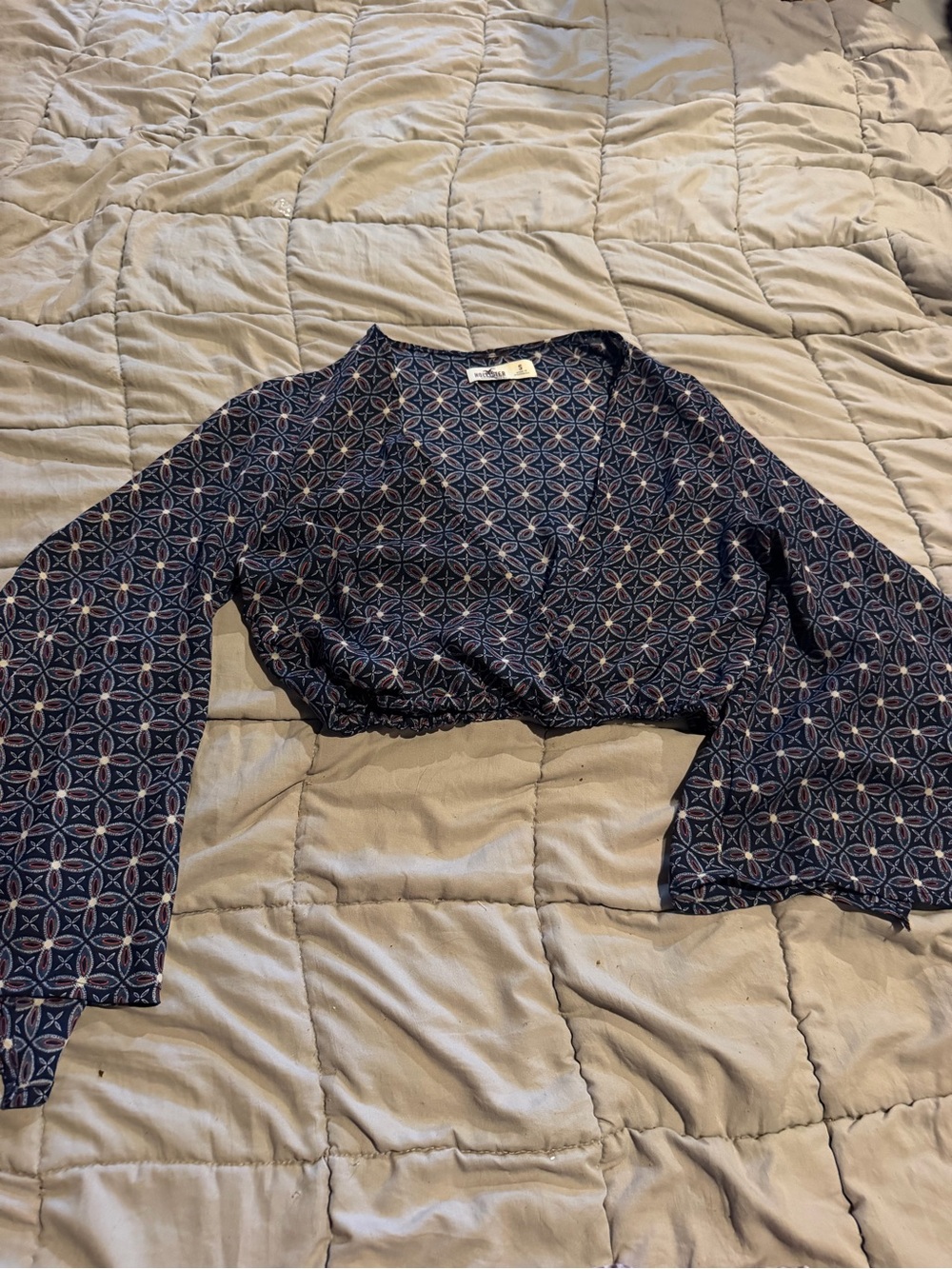 Hollister Navy Geometric Wrap Crop Top